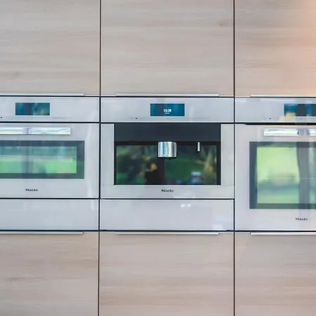 Summit شقة كابرون